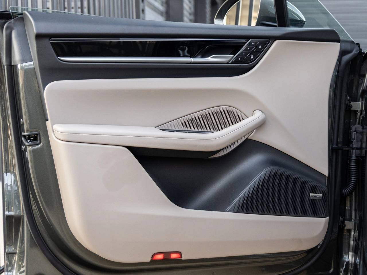 2025 Porsche Macan Electric Macan Electric