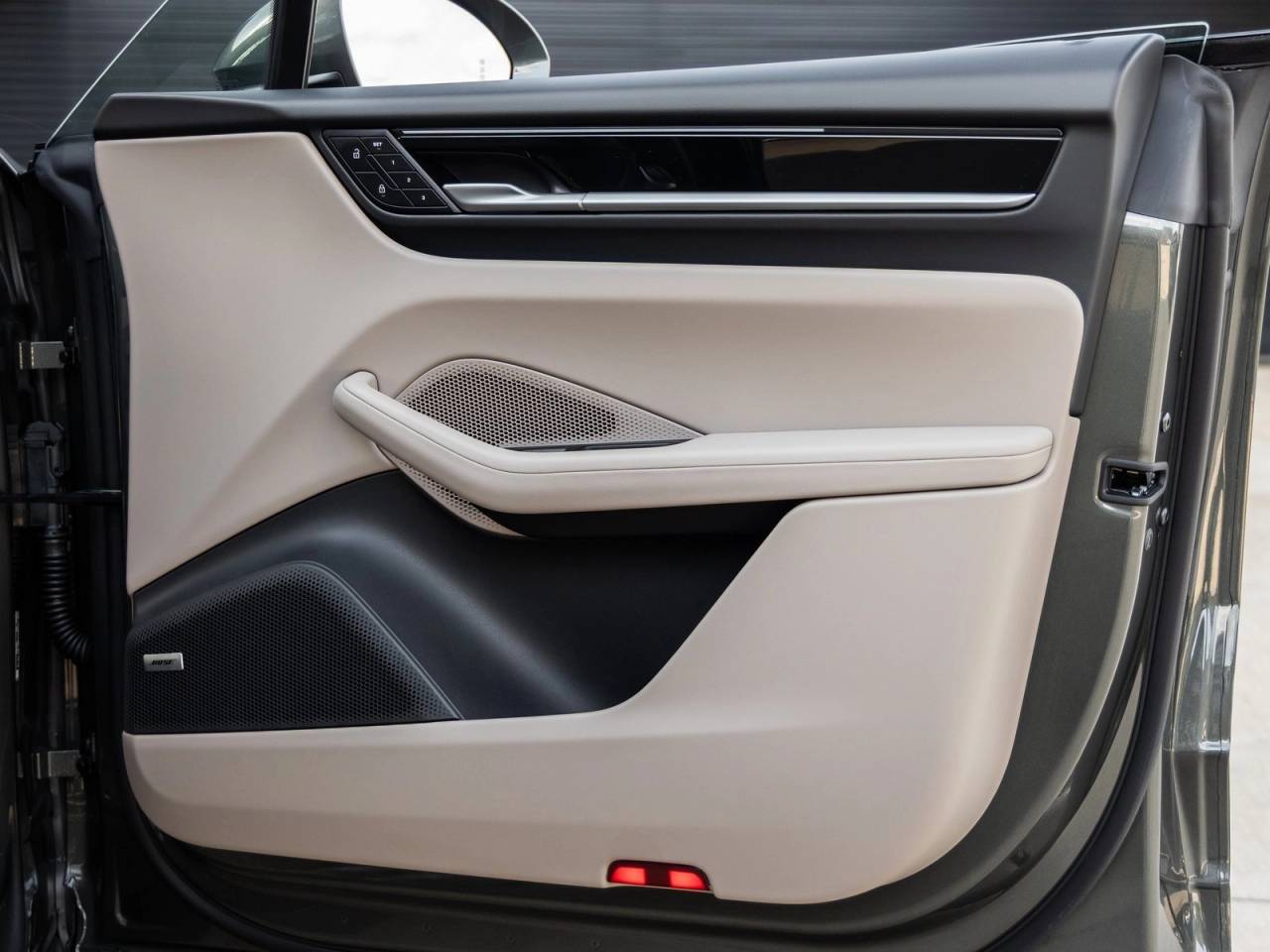 2025 Porsche Macan Electric Macan Electric