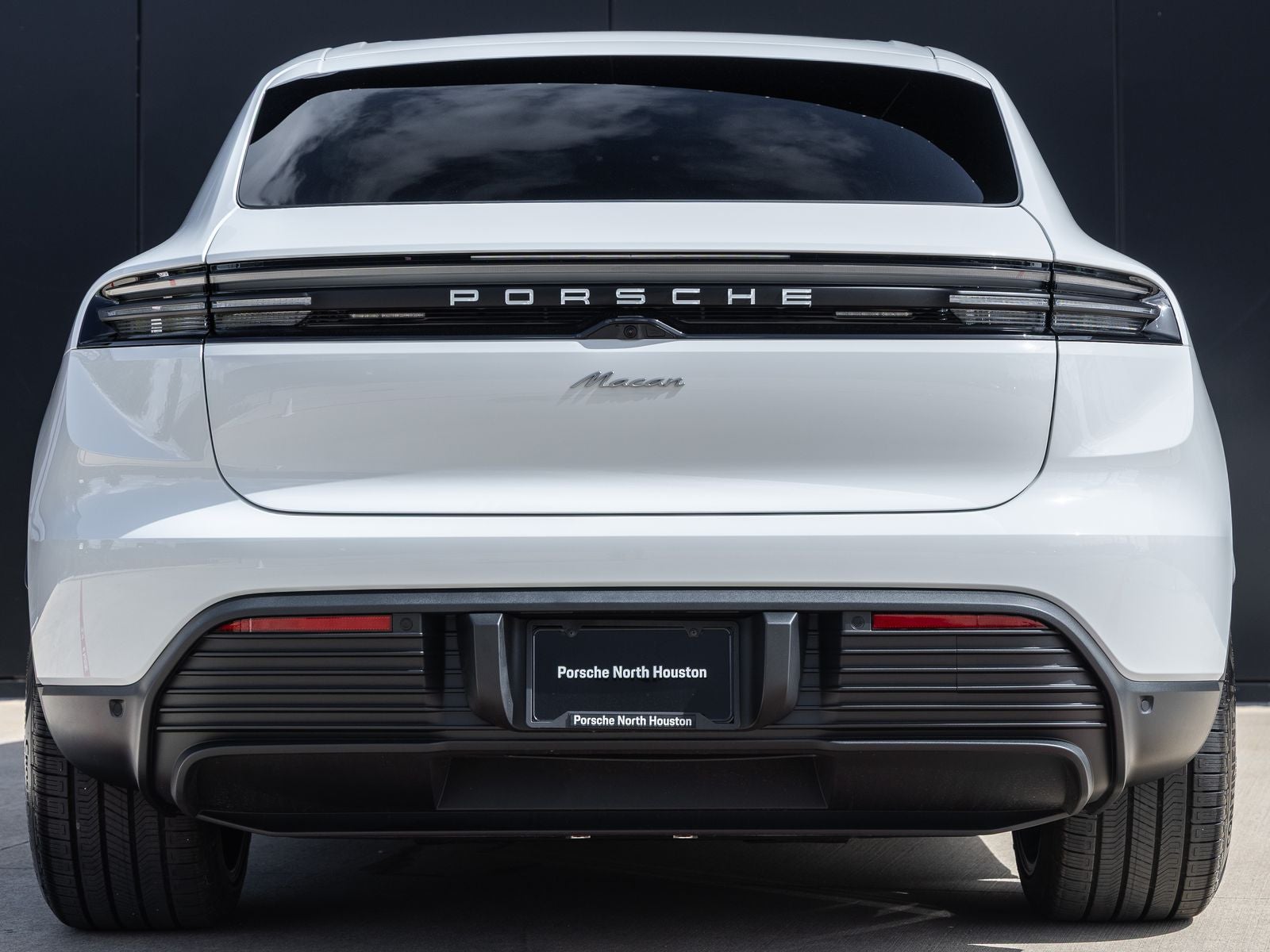 2026 Porsche Macan Macan Electric