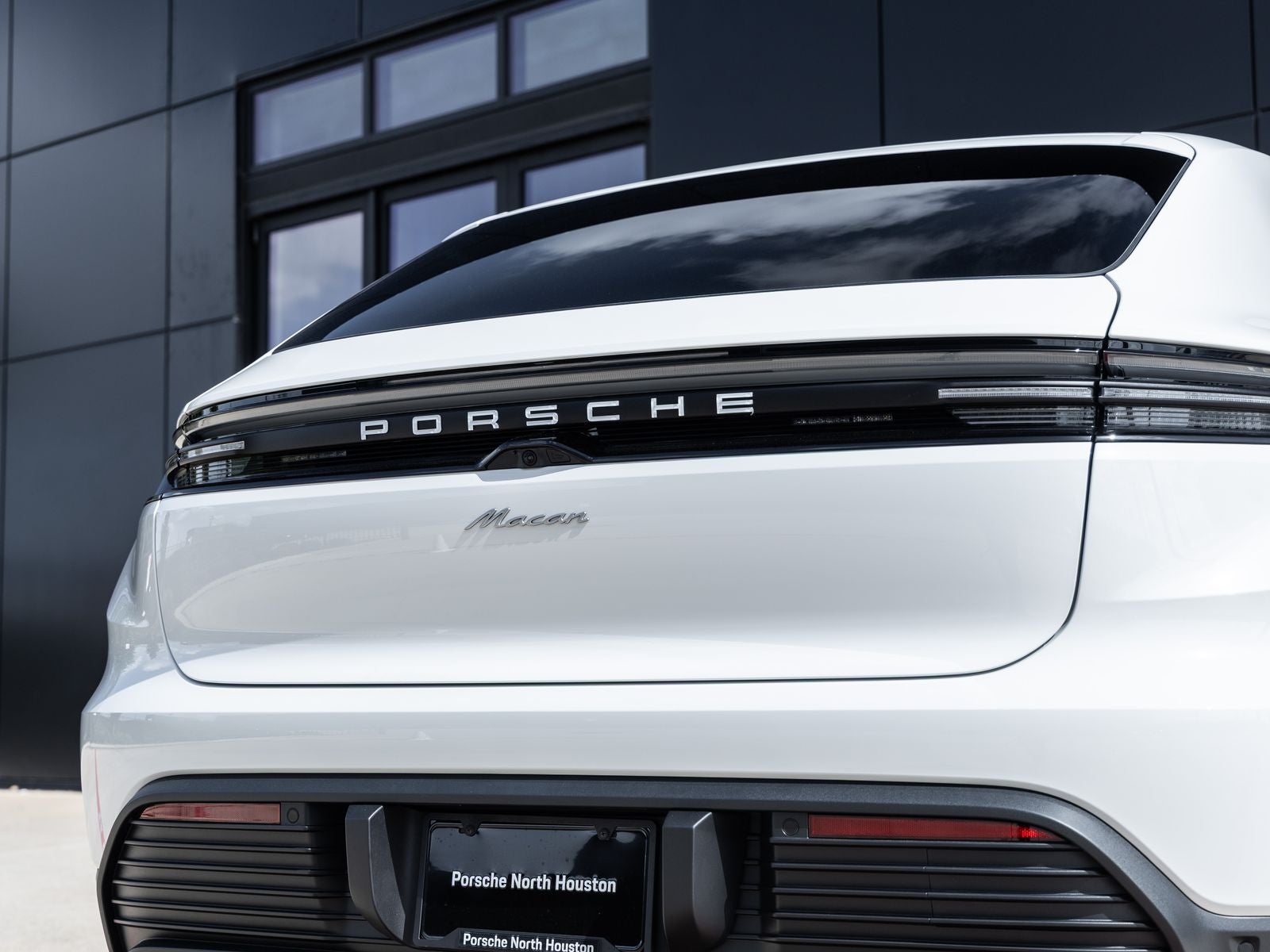 2026 Porsche Macan Macan Electric