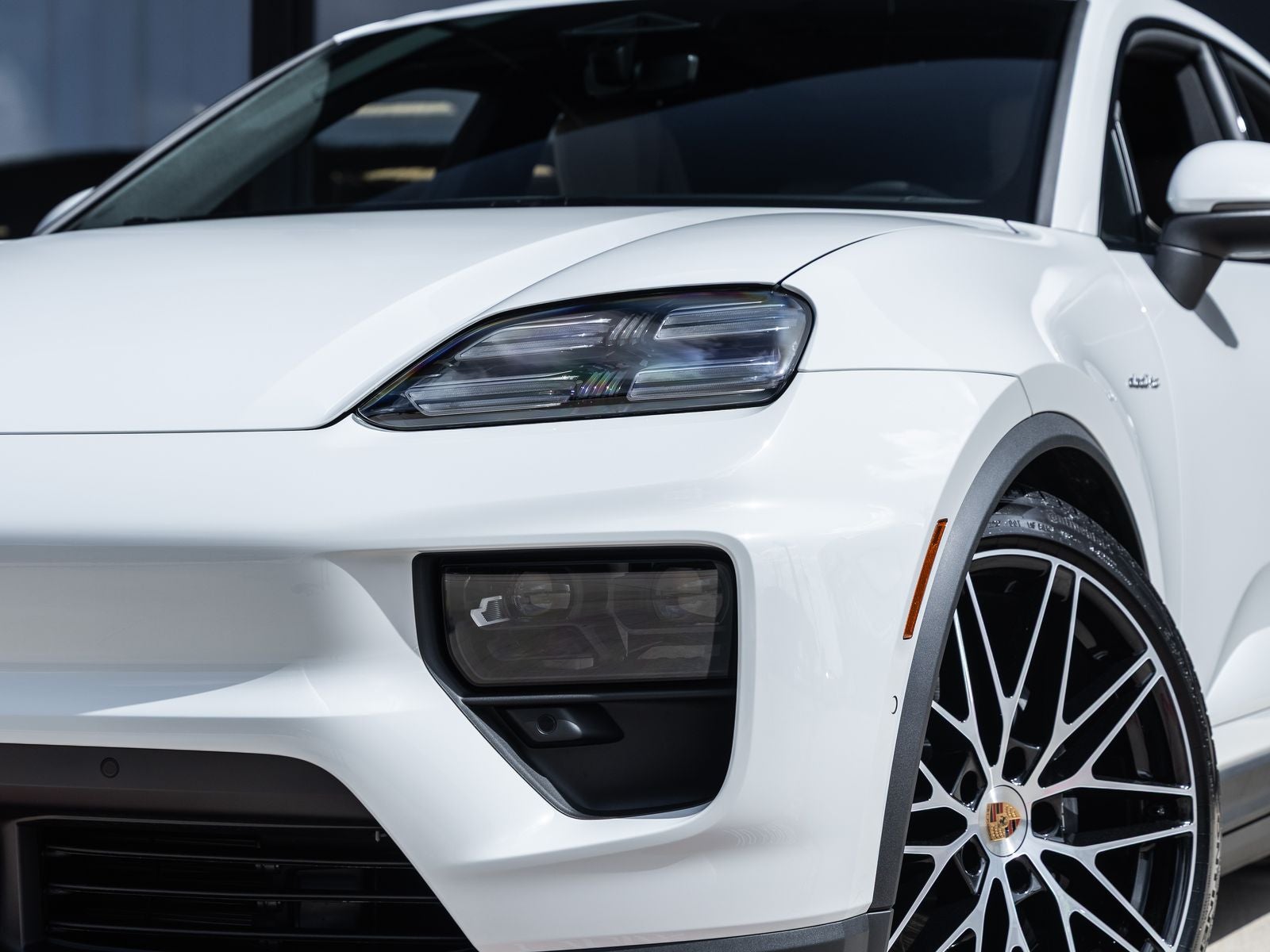 2026 Porsche Macan Macan Electric