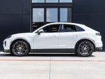 2026 Porsche Macan Macan Electric