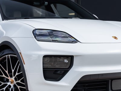 2026 Porsche Macan Macan Electric