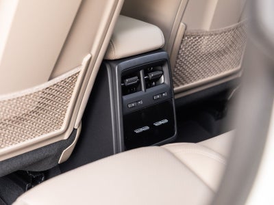 2026 Porsche Macan Macan Electric
