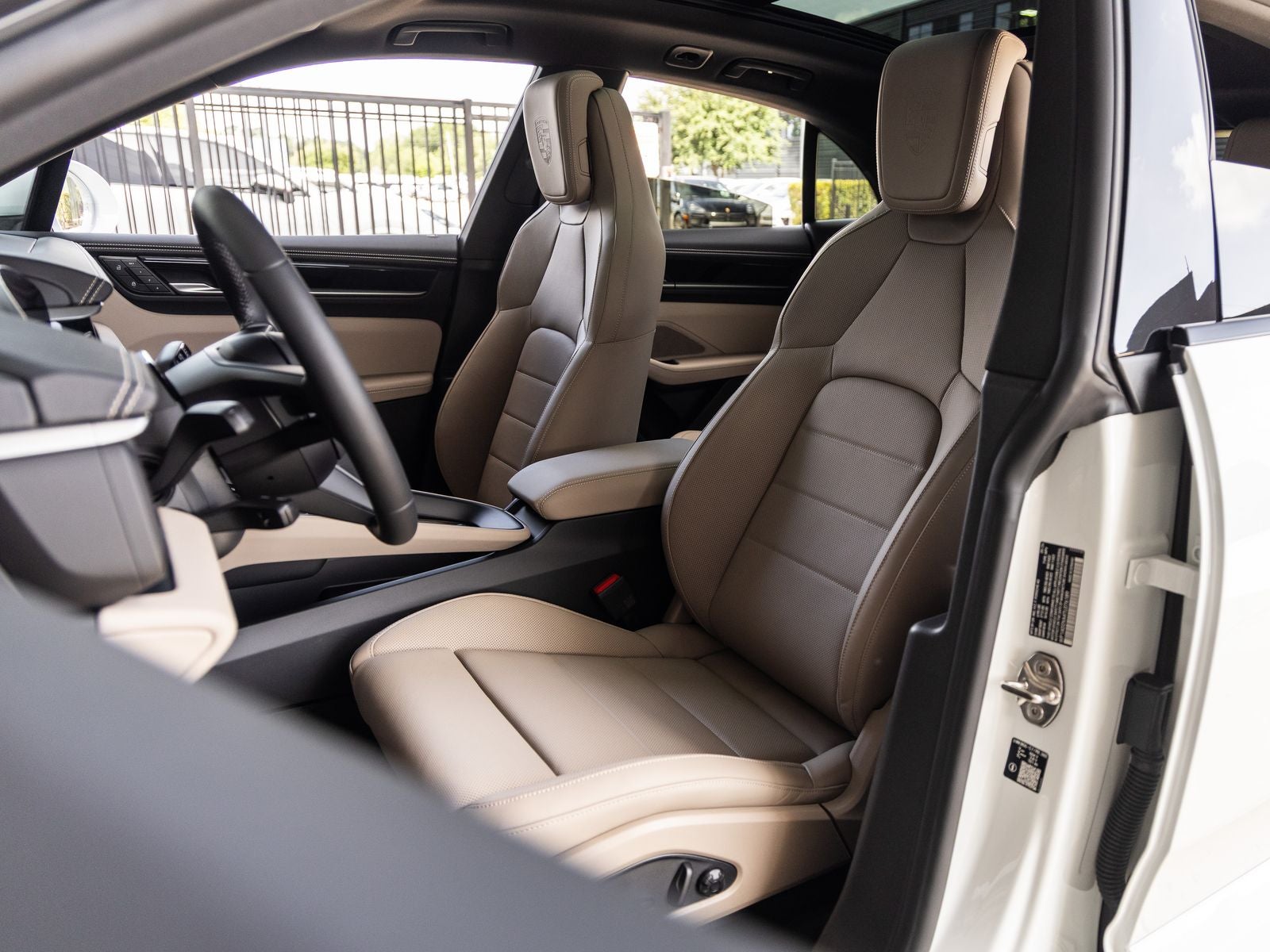 2026 Porsche Macan Macan Electric