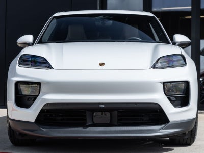 2026 Porsche Macan Macan Electric