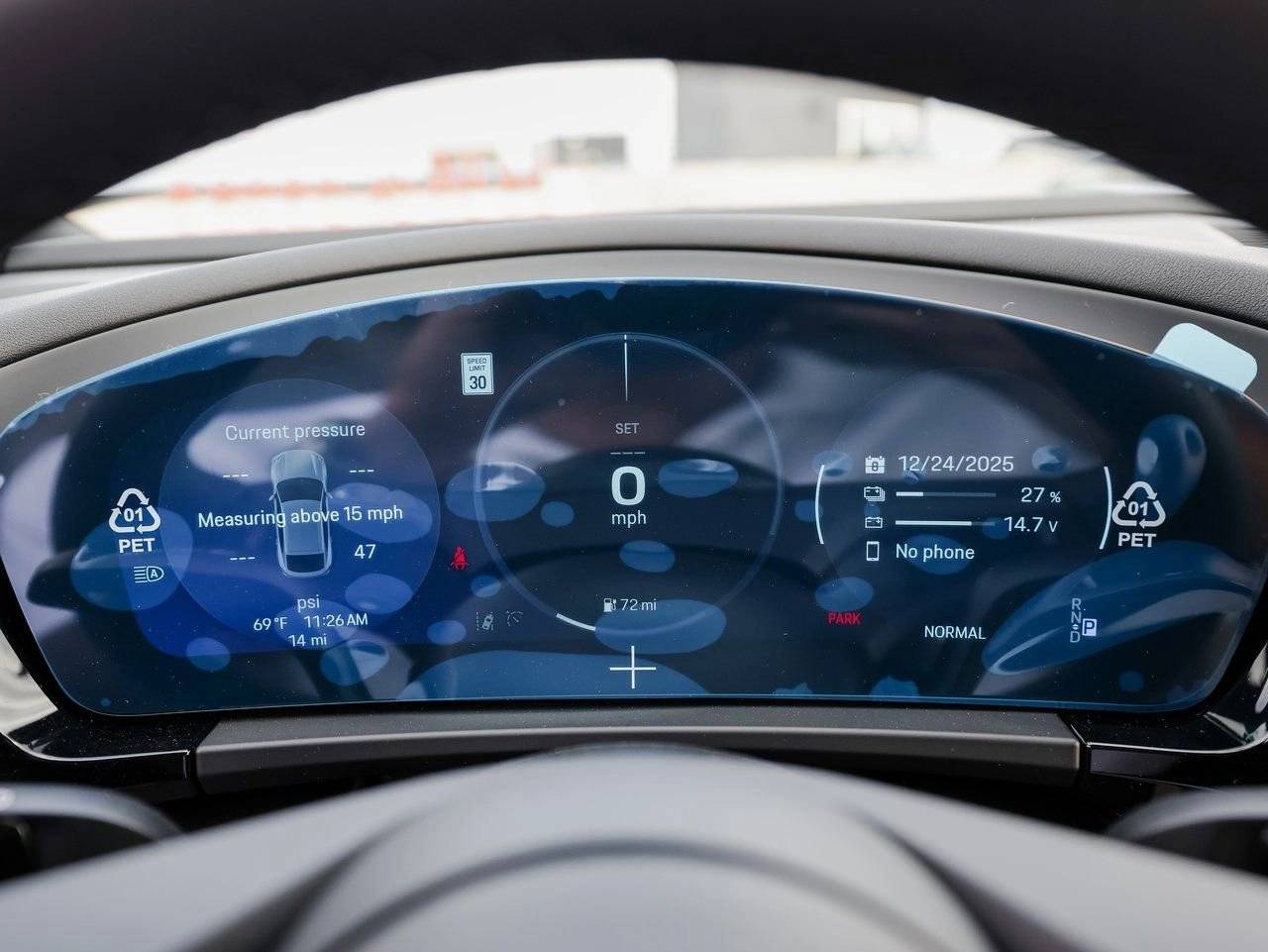 2025 Porsche Macan Electric