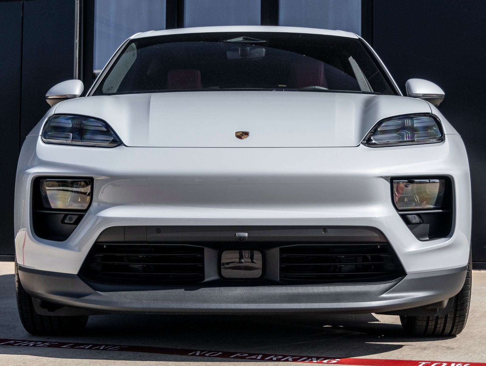 2026 Porsche Macan Macan Electric