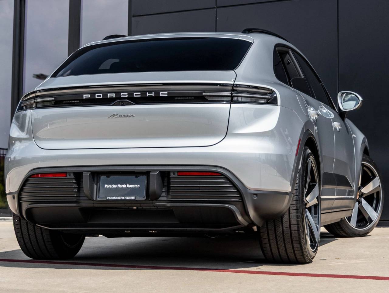 2025 Porsche Macan Electric Macan Electric