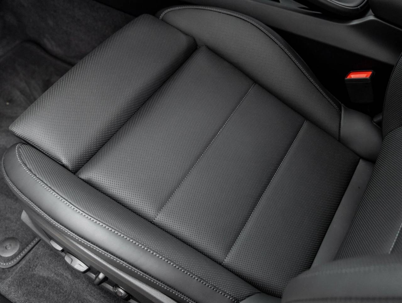 2025 Porsche Macan Electric Macan Electric