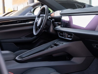 2025 Porsche Macan Electric Macan Electric