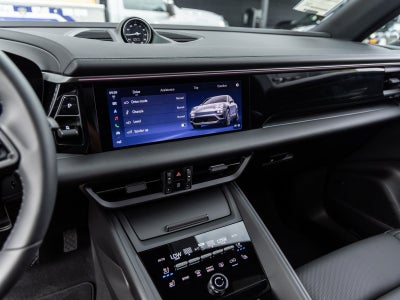 2025 Porsche Macan Electric Macan Electric