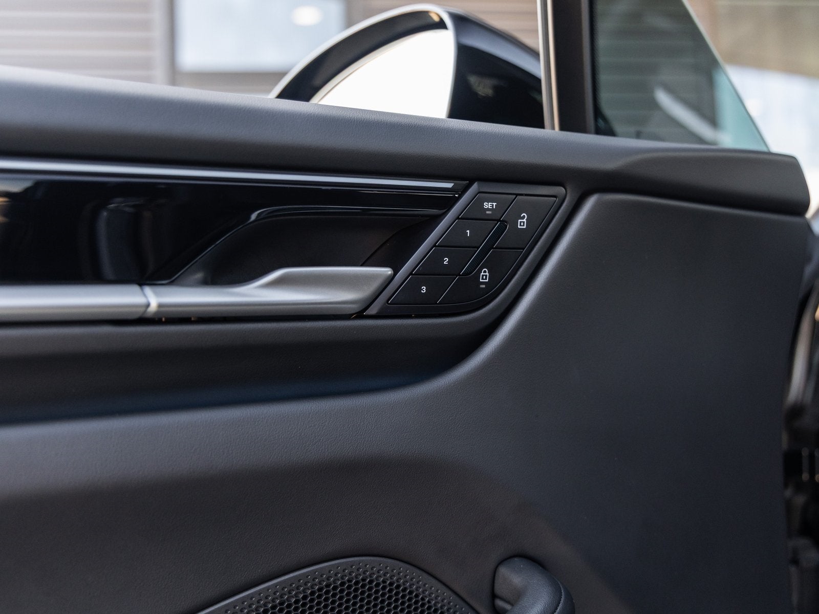 2025 Porsche Macan Electric Macan Electric