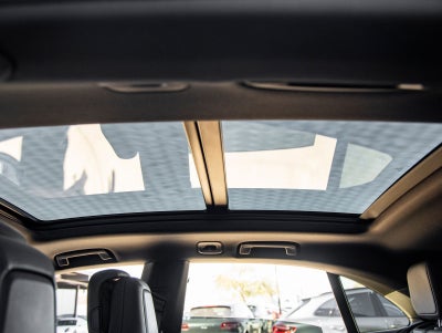 2025 Porsche Macan Electric