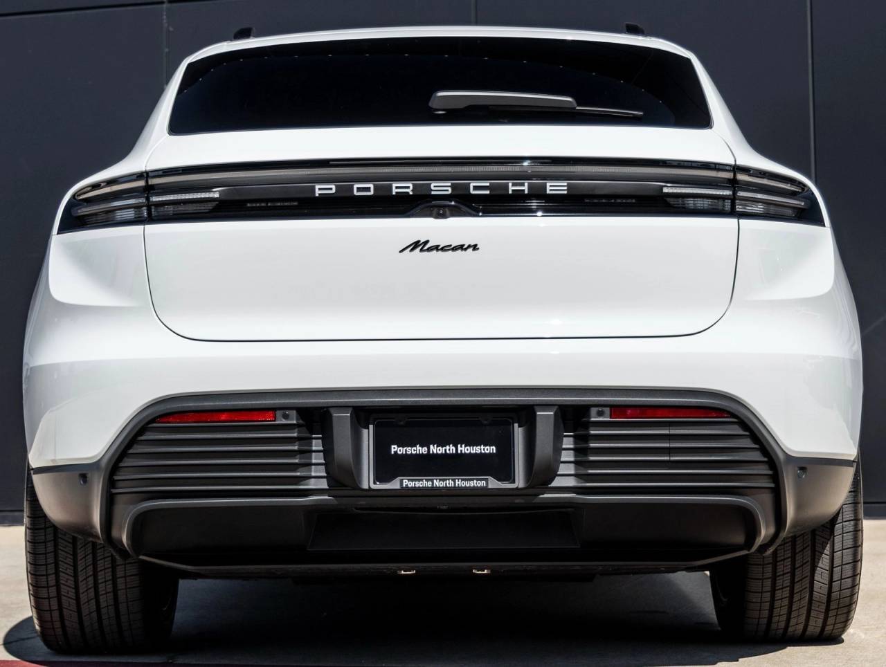 2025 Porsche Macan Electric Macan Electric