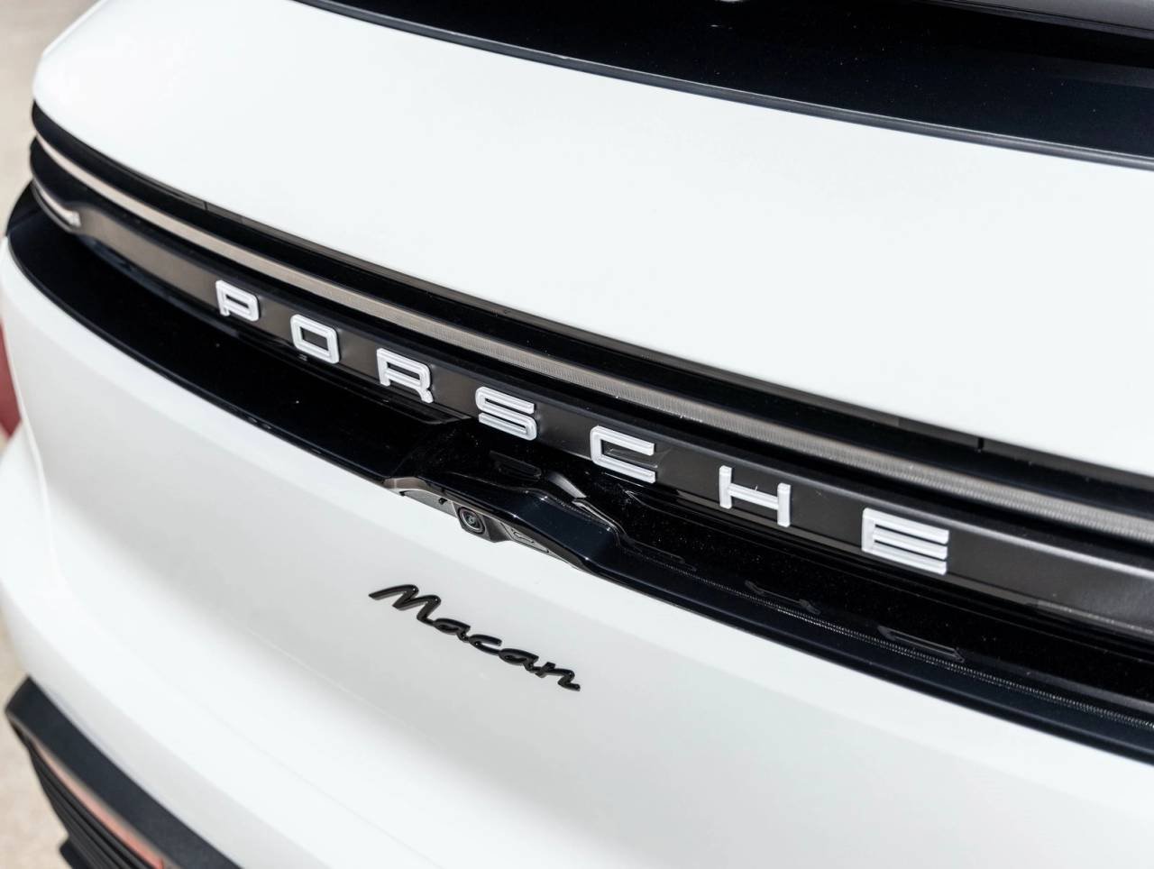 2025 Porsche Macan Electric Macan Electric