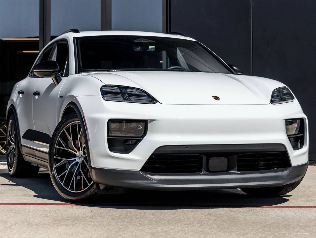 2025 Porsche Macan Electric Macan Electric