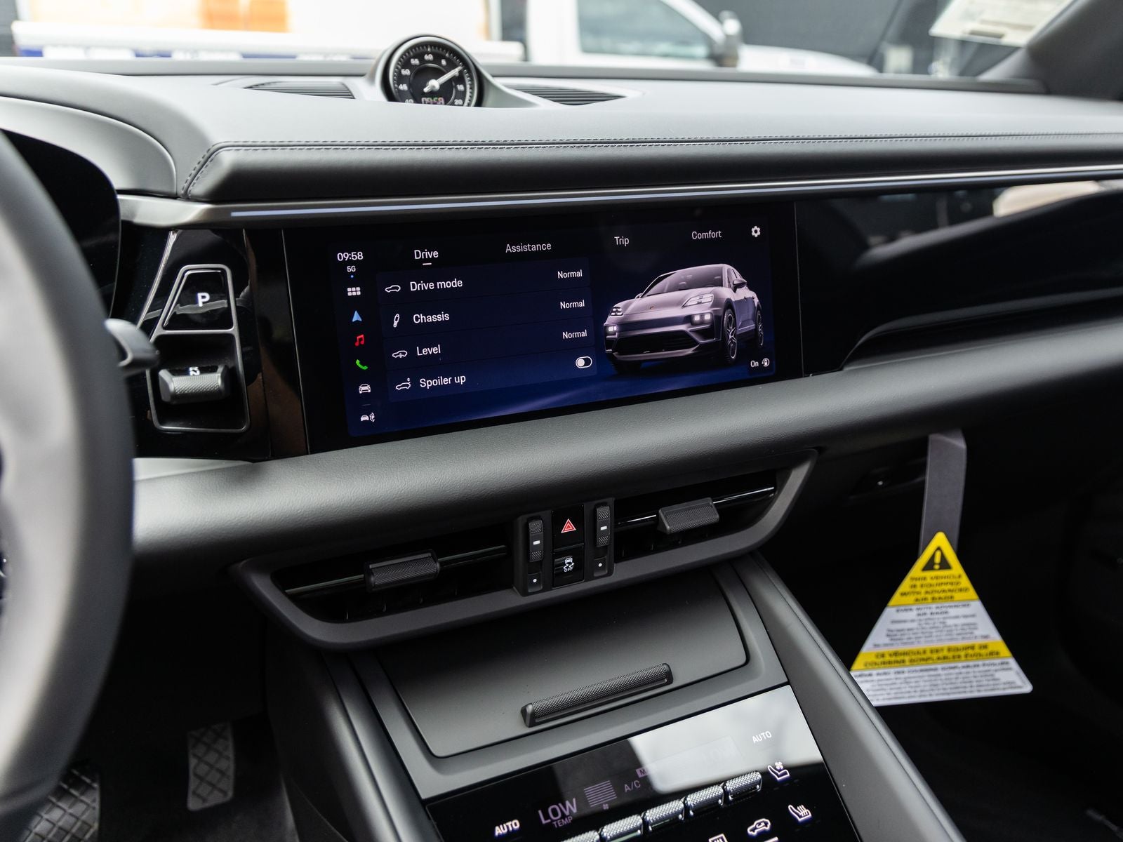 2025 Porsche Macan Electric