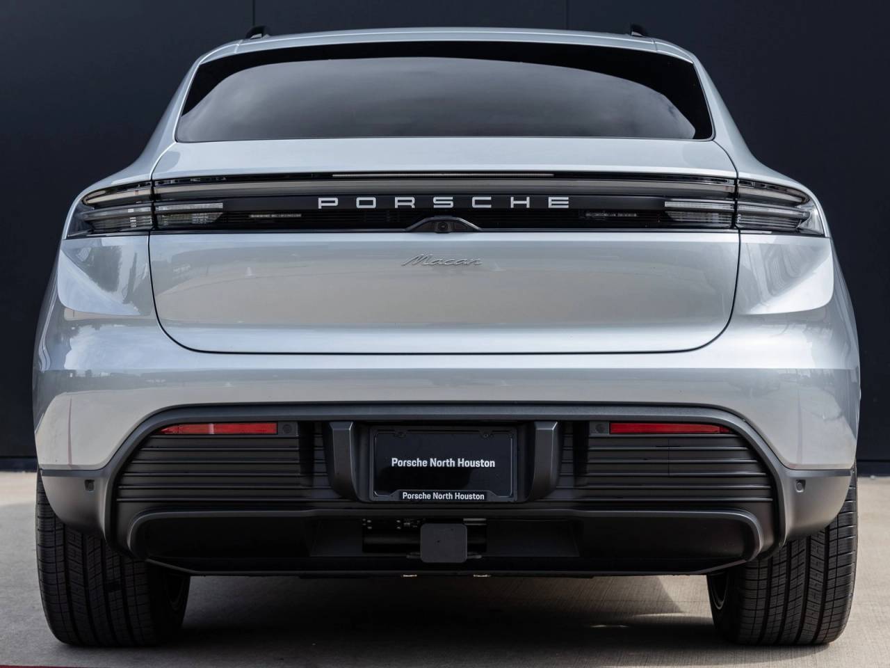 2025 Porsche Macan Electric Macan Electric