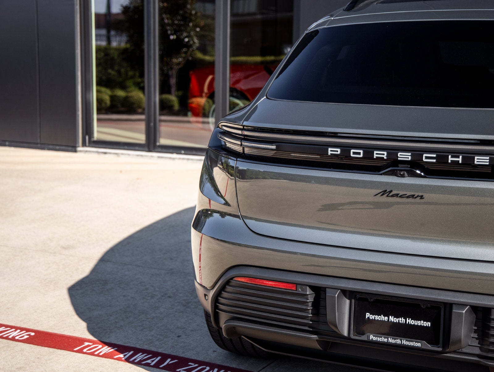 2026 Porsche Macan Macan Electric