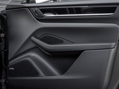 2026 Porsche Macan Macan Electric