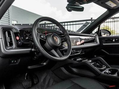 2025 Porsche Cayenne E-Hybrid