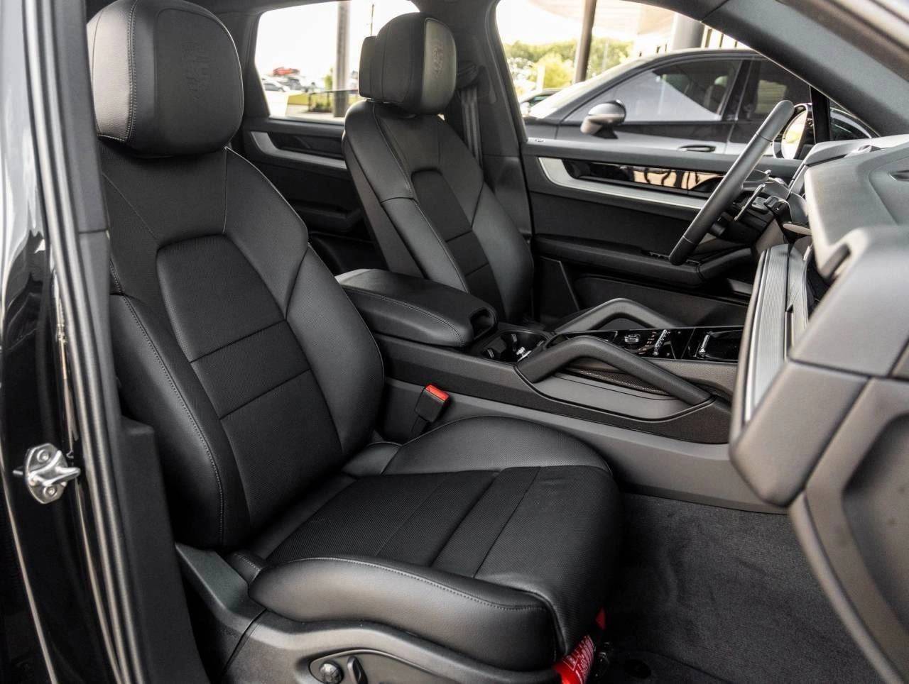 2025 Porsche Cayenne E-Hybrid
