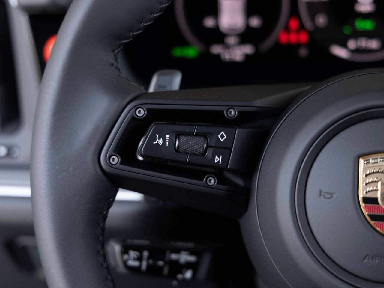 2025 Porsche Cayenne E-Hybrid