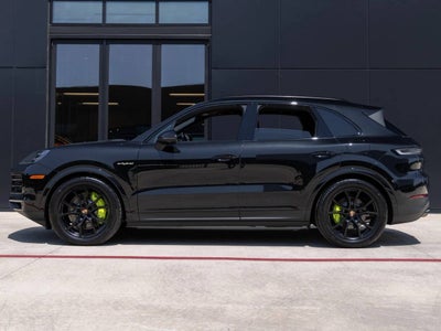 2025 Porsche Cayenne E-Hybrid