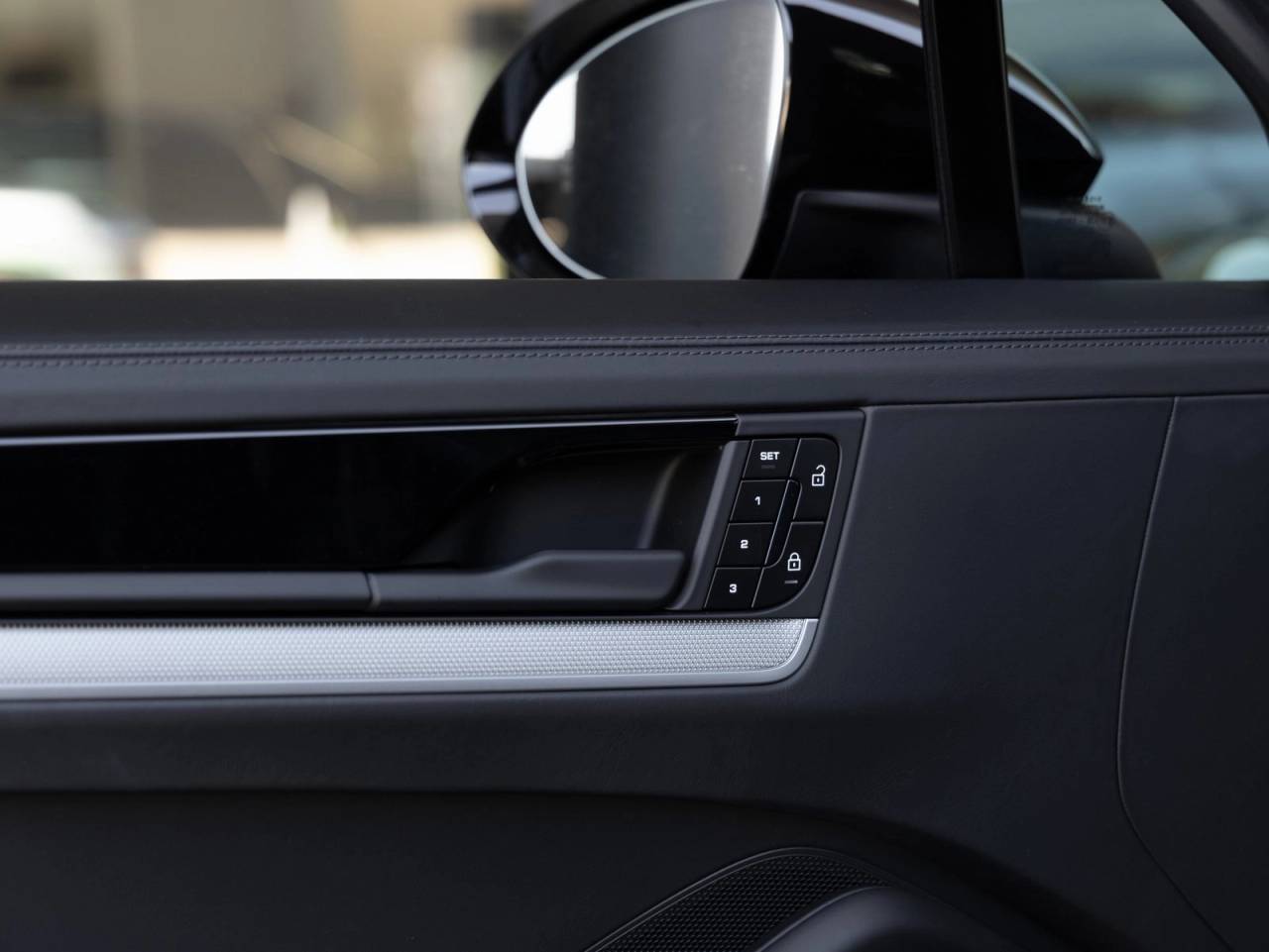 2025 Porsche Cayenne E-Hybrid