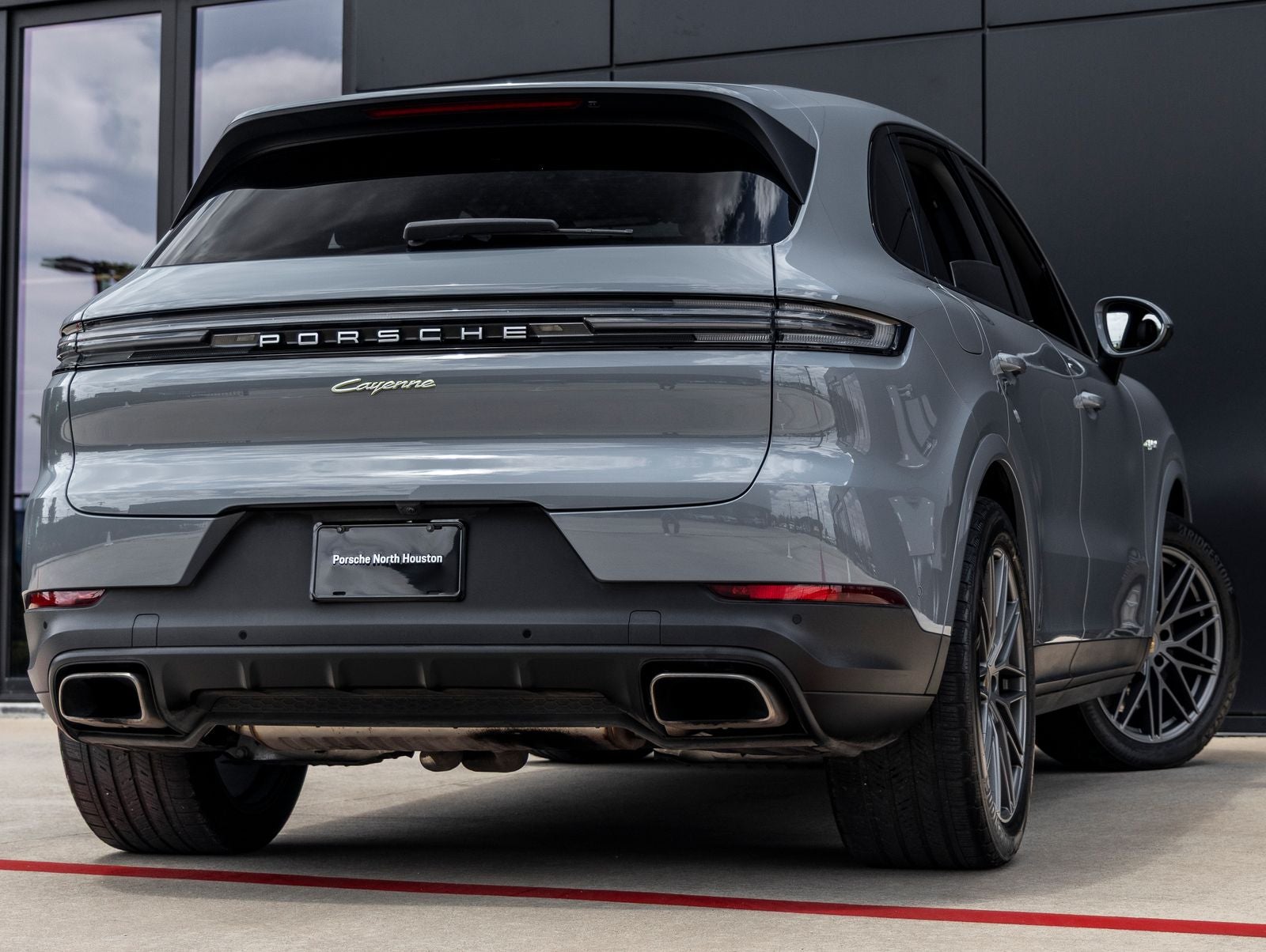 2024 Porsche Cayenne E-Hybrid