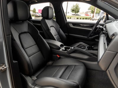 2024 Porsche Cayenne E-Hybrid