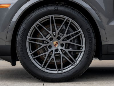 2025 Porsche Cayenne E-Hybrid