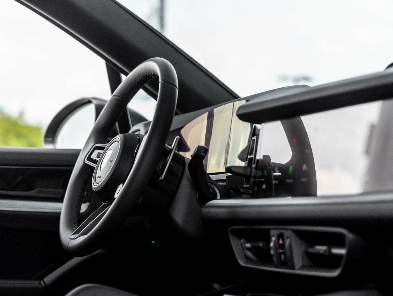 2025 Porsche Cayenne E-Hybrid