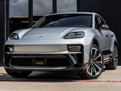 2026 Porsche Macan Macan GTS Electric