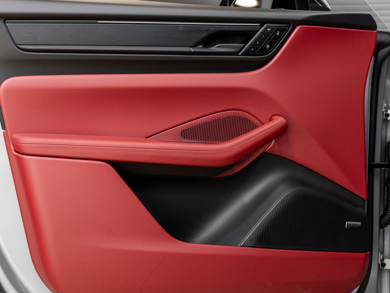 2026 Porsche Macan Macan GTS Electric