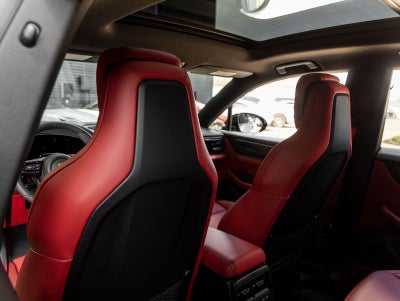 2026 Porsche Macan Macan GTS Electric