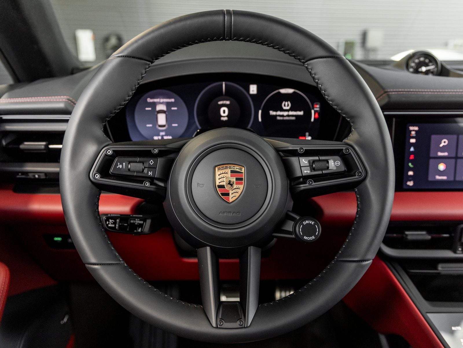 2026 Porsche Macan Macan GTS Electric