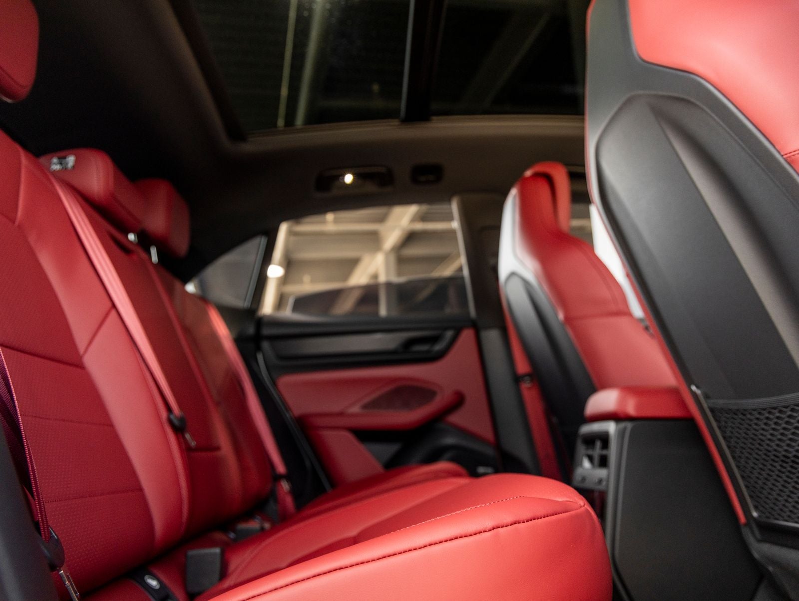2026 Porsche Macan Macan GTS Electric