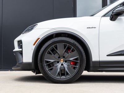 2026 Porsche Macan GTS Electric