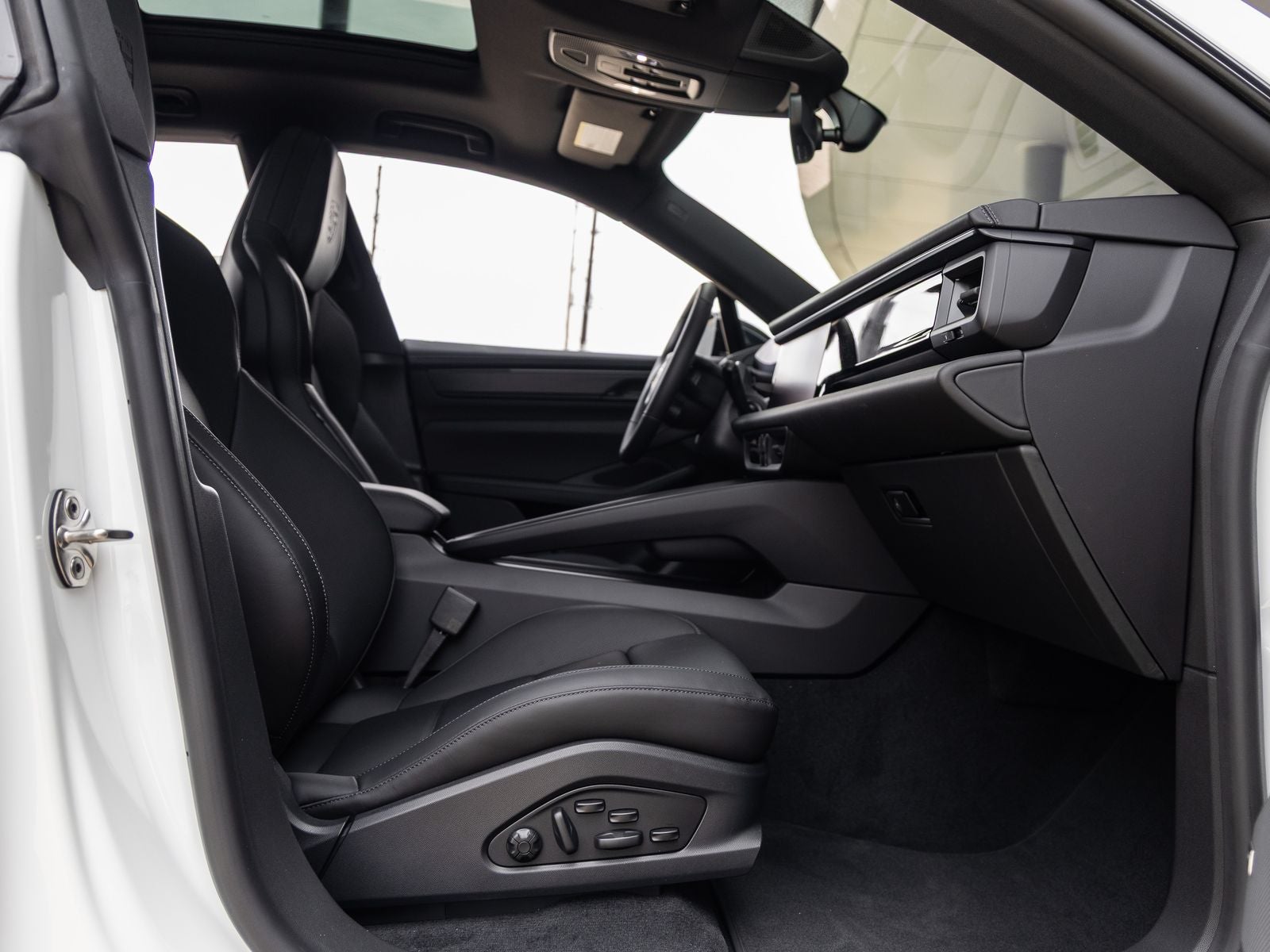 2026 Porsche Macan GTS Electric