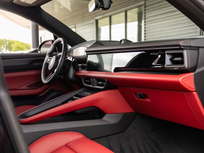 2026 Porsche Macan GTS Electric Macan GTS Electric