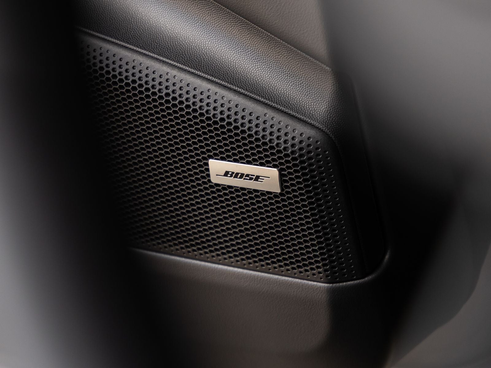 2026 Porsche Macan Macan GTS Electric