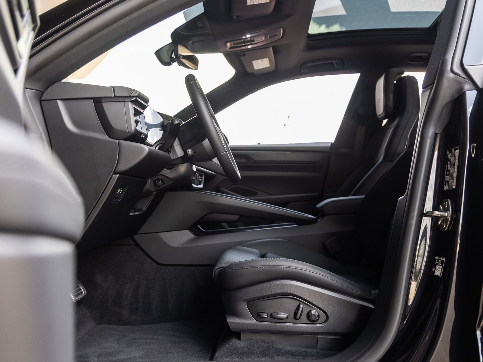 2026 Porsche Macan Macan GTS Electric