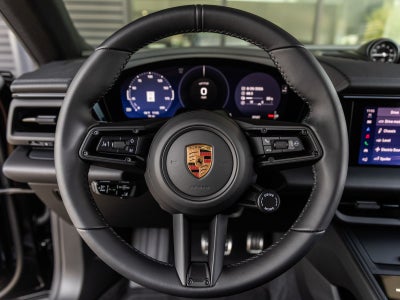 2026 Porsche Macan Macan GTS Electric