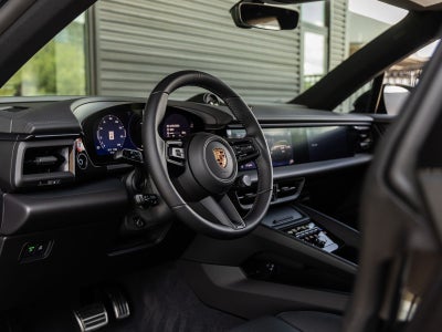 2026 Porsche Macan Macan GTS Electric