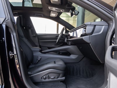 2026 Porsche Macan Macan GTS Electric