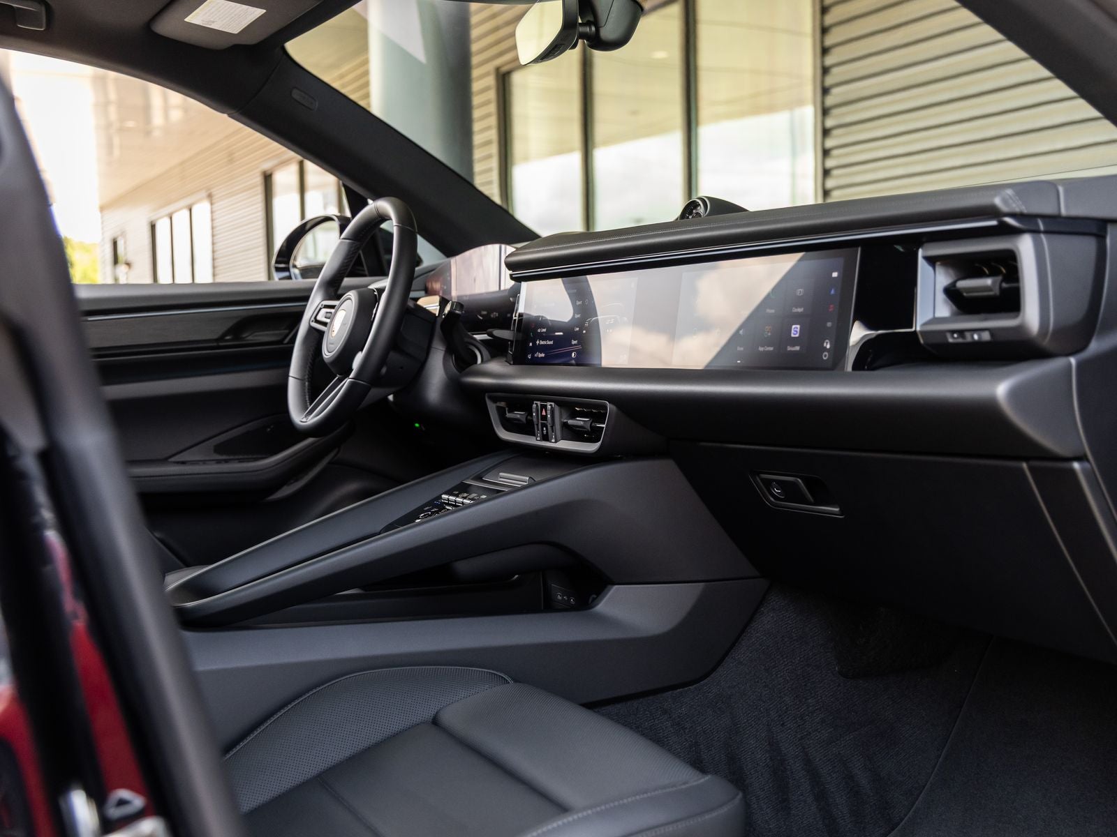 2026 Porsche Macan Macan GTS Electric