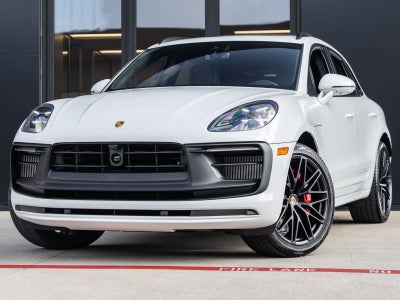 2026 Porsche Macan Macan GTS