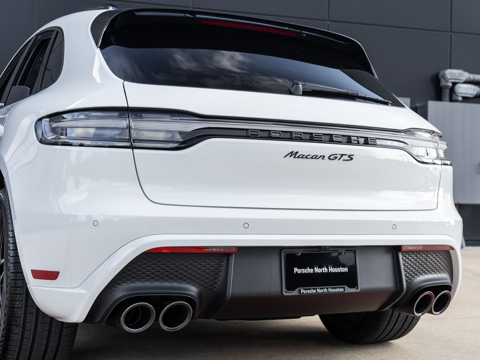 2026 Porsche Macan Macan GTS